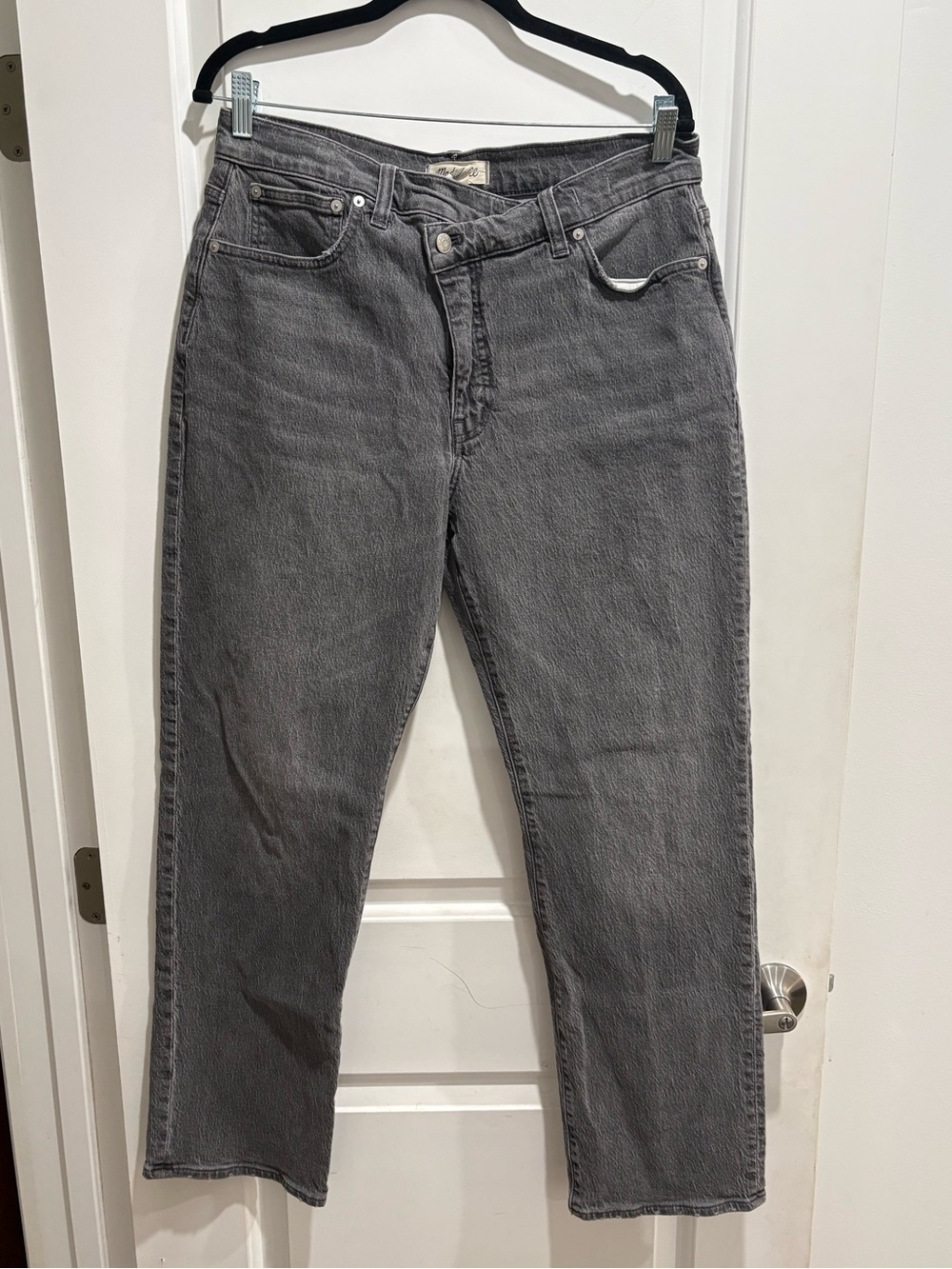 Madewell cross Tab edition high wasted straight leg jeans in size 31